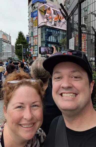 Selfie with 3d cat in Shinjuku