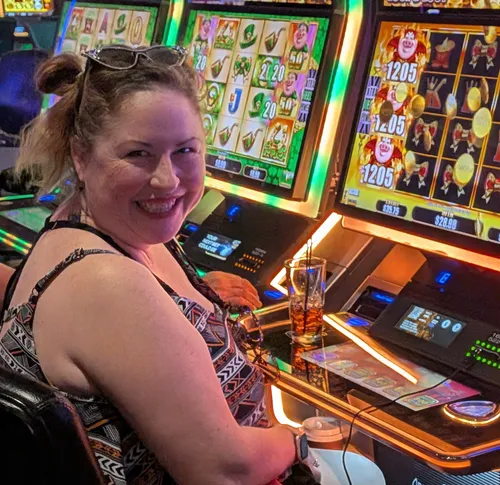 Anna winning big at the casino.