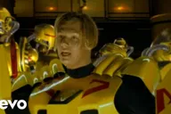 Backstreet Boys - Larger Than Life (Official Video)
